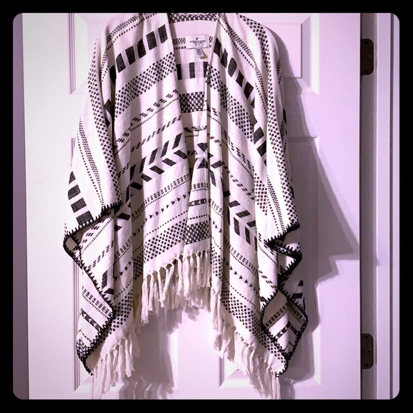 American Eagle Outfitters Other - American Eagle white and navy poncho